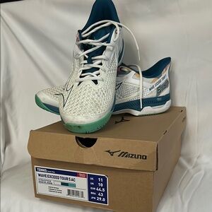 Mizuno Wave Exceed Tour 5 AC White and Teal Shoes